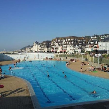 Un Chez Soi Bord De Mer Trouville-sur-Mer Dış mekan fotoğraf