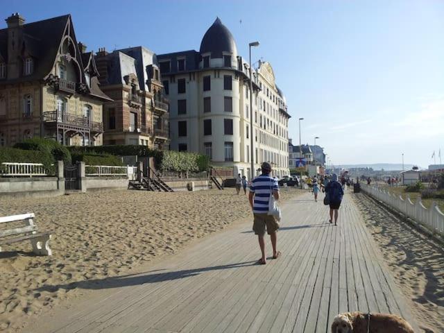 Un Chez Soi Bord De Mer Trouville-sur-Mer Dış mekan fotoğraf