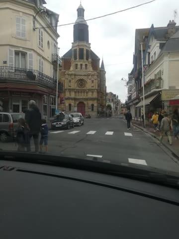 Un Chez Soi Bord De Mer Trouville-sur-Mer Dış mekan fotoğraf