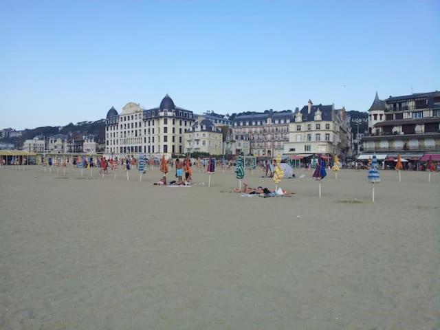 Un Chez Soi Bord De Mer Trouville-sur-Mer Dış mekan fotoğraf